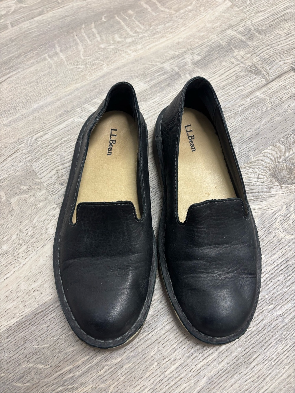 L.L. Bean Black Leather Slip-On Loafers women’s 7.5